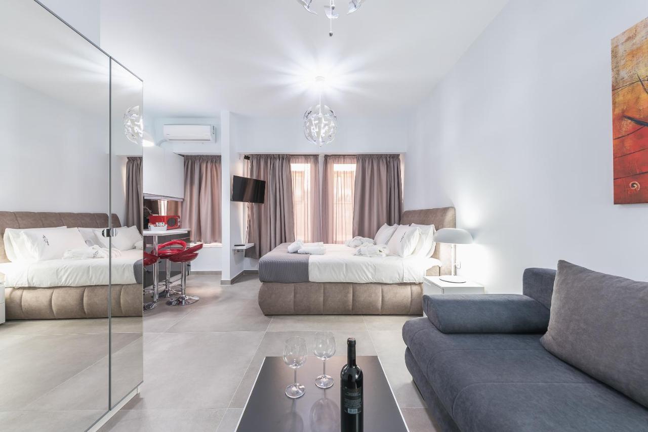 Iguana Gold Luxury Suites 1Min From Ermou Str Athens Ngoại thất bức ảnh