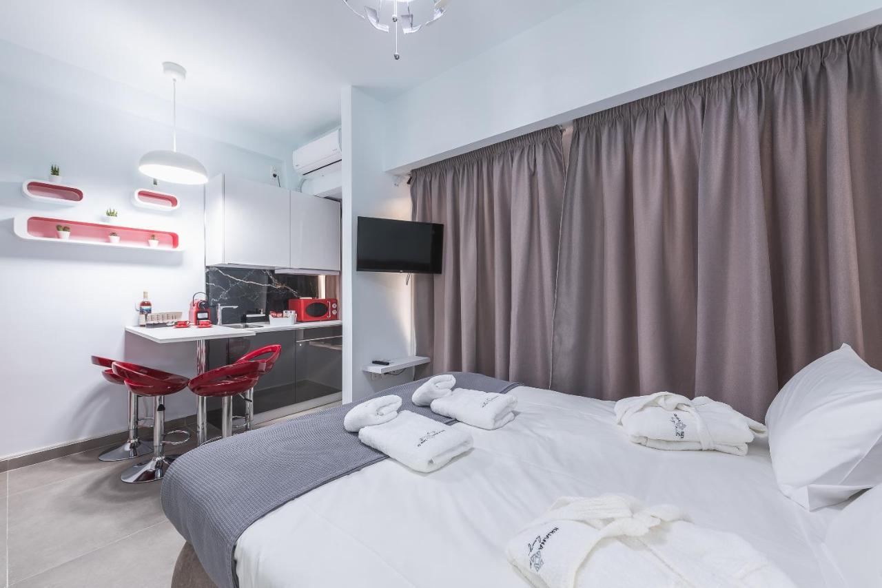 Iguana Gold Luxury Suites 1Min From Ermou Str Athens Ngoại thất bức ảnh
