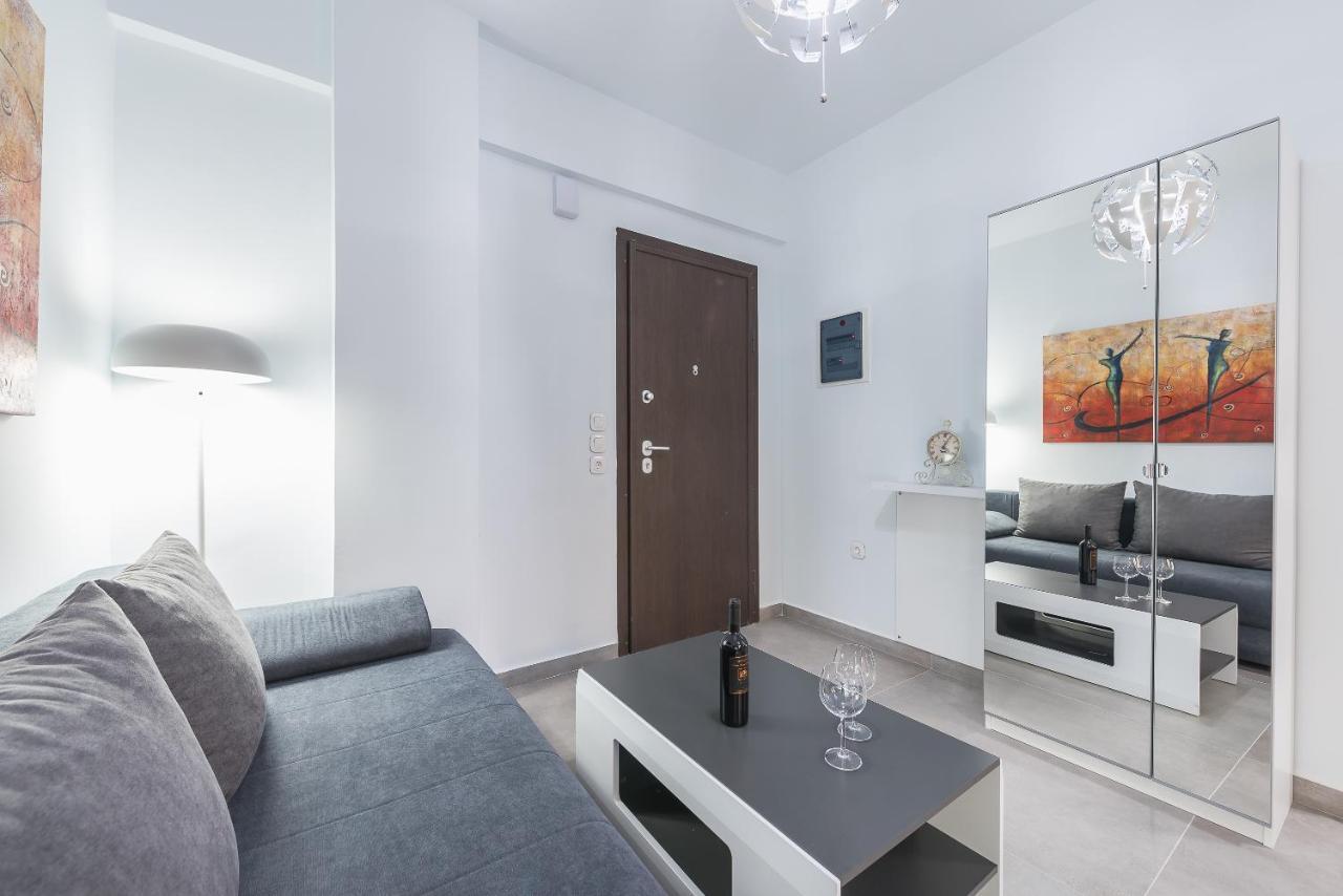 Iguana Gold Luxury Suites 1Min From Ermou Str Athens Ngoại thất bức ảnh