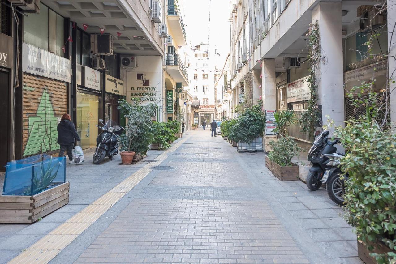 Iguana Gold Luxury Suites 1Min From Ermou Str Athens Ngoại thất bức ảnh