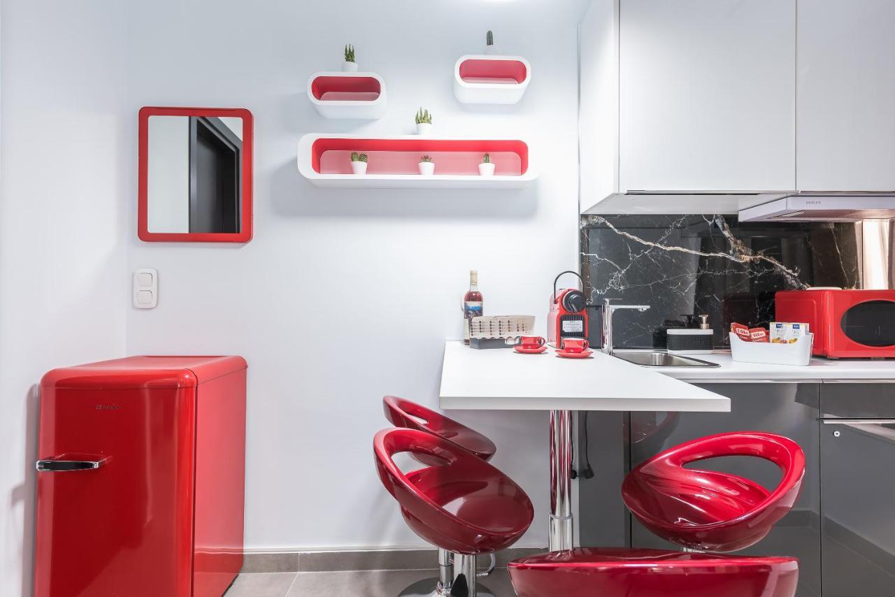 Iguana Gold Luxury Suites 1Min From Ermou Str Athens Ngoại thất bức ảnh